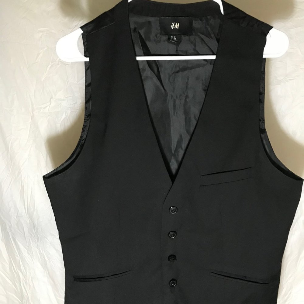 Black suit vest